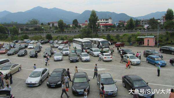 老司機走高速的“逢三必進法則”, 你知道是什么意思嗎?