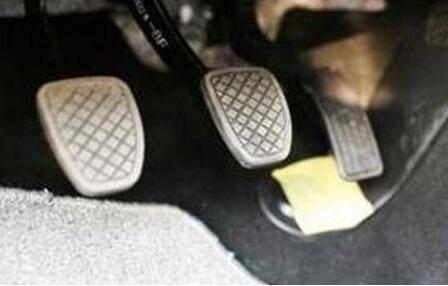 汽車(chē)離合器操作方法？
