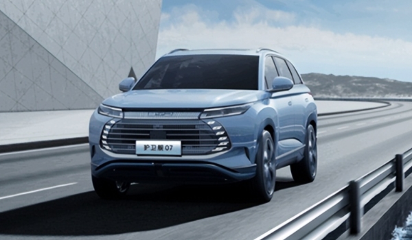 比亞迪混動(dòng)汽車哪款好 比亞迪秦、漢、護(hù)衛(wèi)艦07三款車型不錯(cuò)