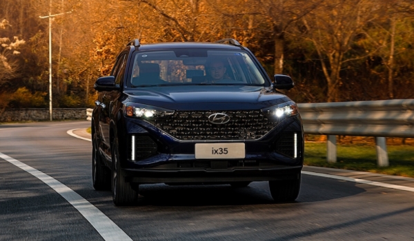 現代ix35怎么樣 加速效果好、車身配置豐富、中控設計不錯