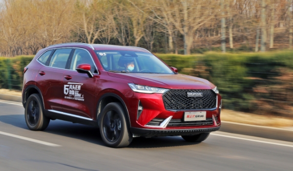哈佛h6怎么樣 車(chē)身外觀霸氣、內(nèi)飾材質(zhì)好、舒適度較高