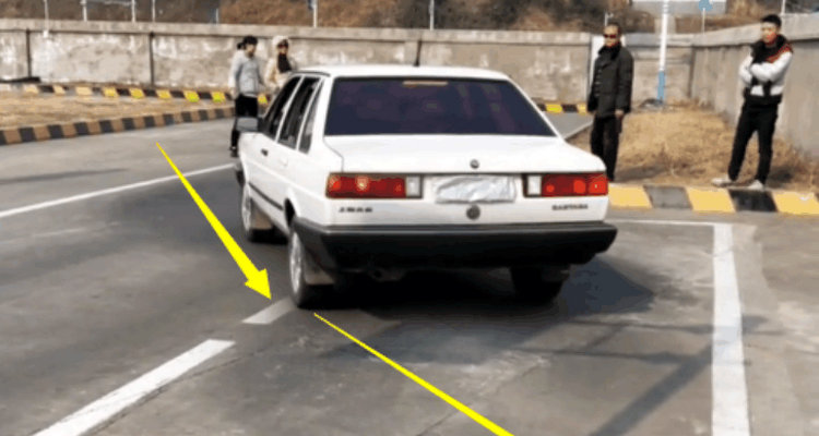 c2科目二倒車(chē)入庫(kù)技巧