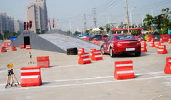 麋鹿測試，國際衡量汽車安全的重要標(biāo)準（安全駕駛很重要）