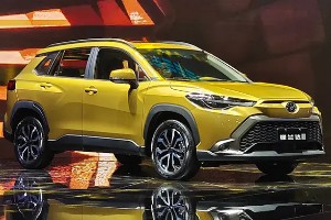 豐田鋒蘭達的參數(shù)及配置 動力十分充沛(車身長達4.4米)