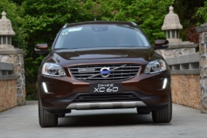 沃爾沃xc60怎么樣 加速動力強、車身油耗低、車內(nèi)空間效果好