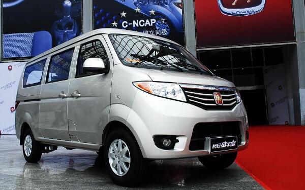 長(zhǎng)安金牛星的車標(biāo)歷史 老車企的創(chuàng)新路