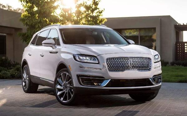 美國頂級轎車品牌 林肯汽車標(biāo)志的來歷是什么