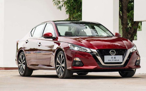 2021款東風日產(chǎn)天籟上市 尼桑天籟價格最新詳情