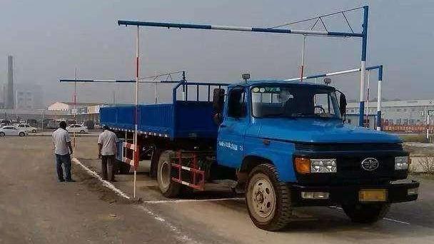 學(xué)車c1和c2哪個好，C1更受歡迎