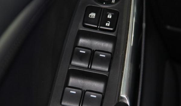 什么是車窗一鍵升降功能，提高駕駛安全系數（隨意升降調整）