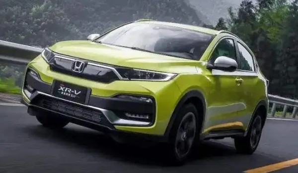 本田crv和xrv哪個(gè)好 本田crv配置豐富車身長達(dá)4.6米