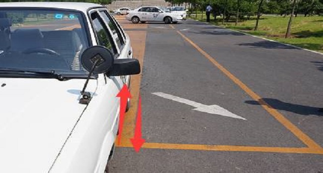 倒車入庫技巧圖解 6個步驟要掌握，熟能生巧輕松入庫