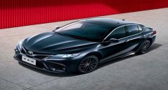 凱美瑞2022新款報(bào)價(jià)，售價(jià)17.98-26.98萬(wàn)元新款車型開(kāi)回家