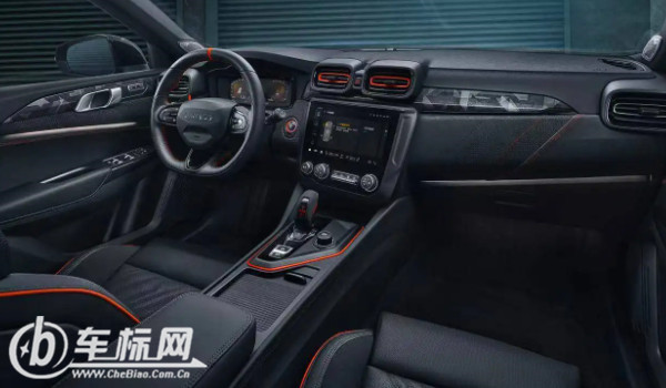 領(lǐng)克02怎么樣值得買(mǎi)嗎 百公里油耗8.5L(馬力可達(dá)190匹)
