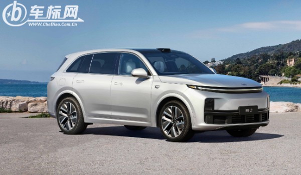 理想l7汽車2023款最新款價(jià)格圖片 2023款l7售價(jià)31萬(wàn)(分期首付9萬(wàn))