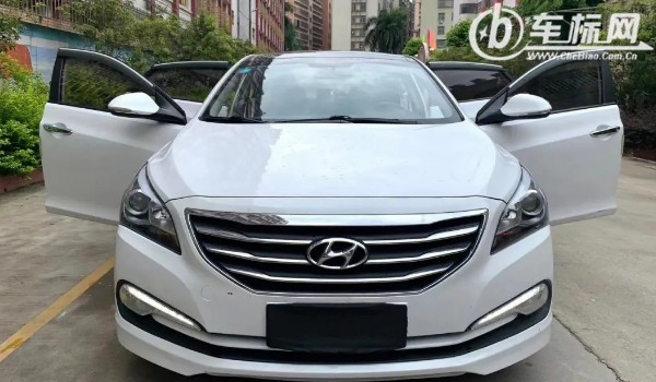 現代名圖輪胎型號尺寸 輪胎尺寸為225/45 r18
