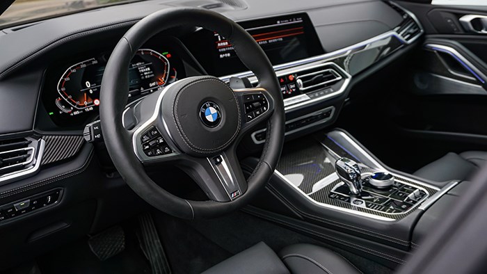 全副武裝的德系戰艦 BMW全新X6評測 