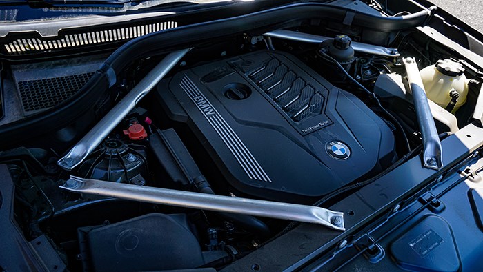 全副武裝的德系戰艦 BMW全新X6評測 