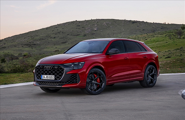 奧迪造出了紐北最速量產(chǎn)SUV：明年國(guó)內(nèi)開(kāi)售