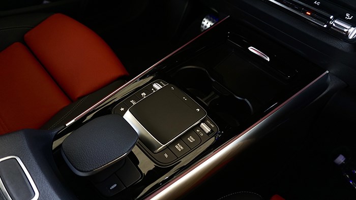 性能與生活兼顧 奔馳AMG GLA35評測 