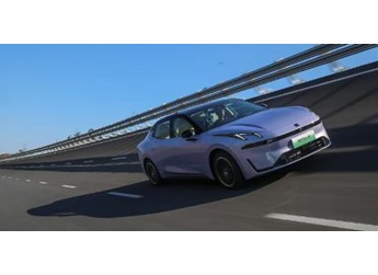 插混轎車怎么選？15萬以下實(shí)用選1擋，15萬以上豪華選三擋