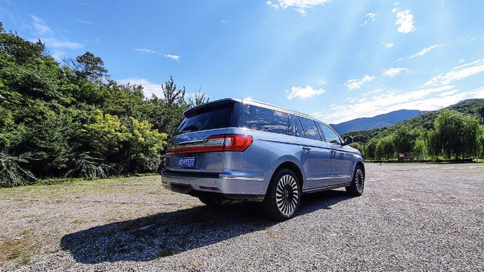 最具魅力車型 林肯領航員總統加長版 