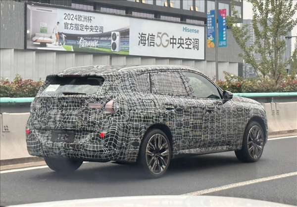 顏值比官圖高多了 新一代寶馬X3實車曝光：國產確認加長