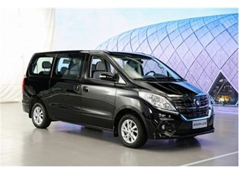 商務接待神車，2024款菱智PLUS對比瑞風M4、大通G10